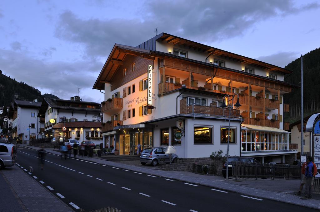 Hotel Cristallo Santa Cristina Val Gardena Екстериор снимка